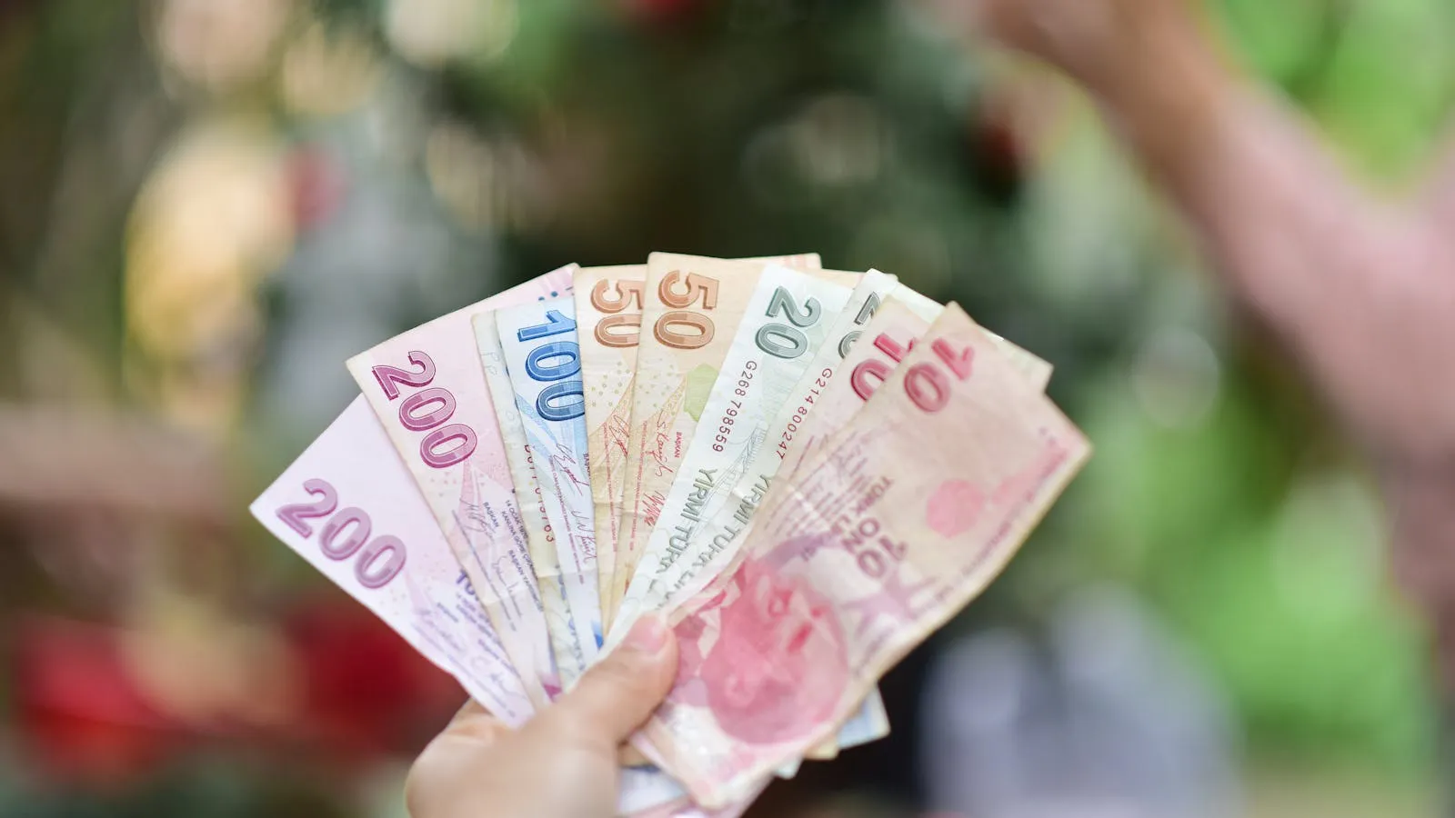 7582 sayılı Kanun ne getirdi — 2026 vergi paketi Resmî Gazete, paradefter Vergi Masası